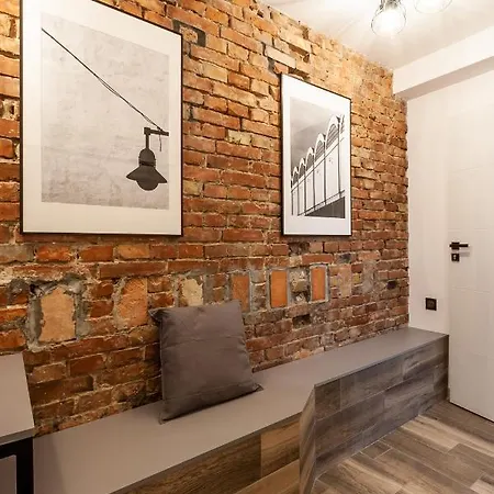 Homestay Underground *